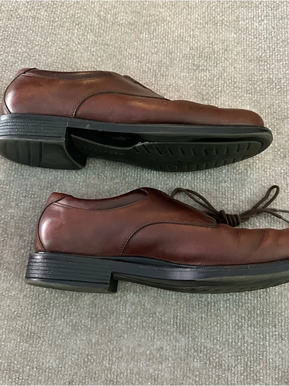 Men's Brown Leather Lace-Up Dress Shoes